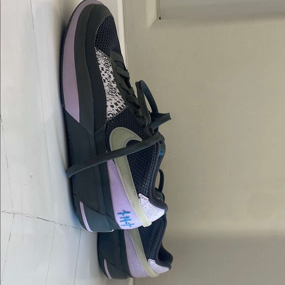 Nike Black and Lavender Athletic Shoes